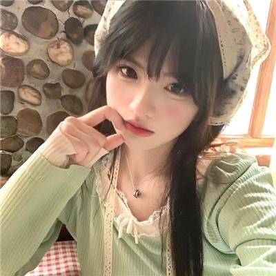 冒牌鹦鹉